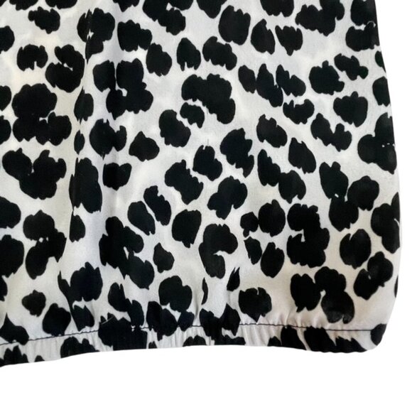 Ann Taylor LOFT Animal Print Tie-Neck Sleeveless Elastic Hem Blouse - Size XS - Picture 3 of 6